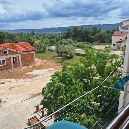 Apartmani Vesna Starigrad Paklenica Dış mekan fotoğraf